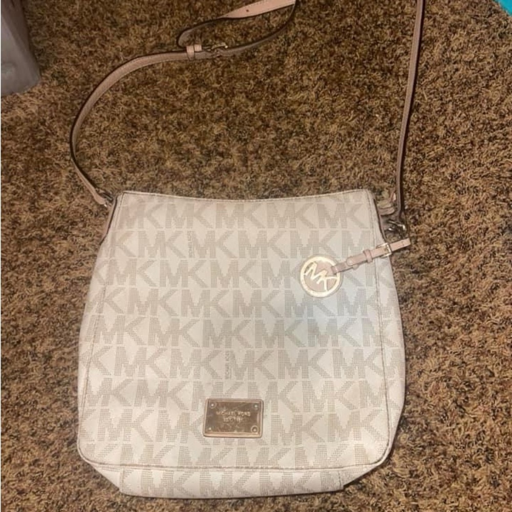 Michael Kors Crossbody